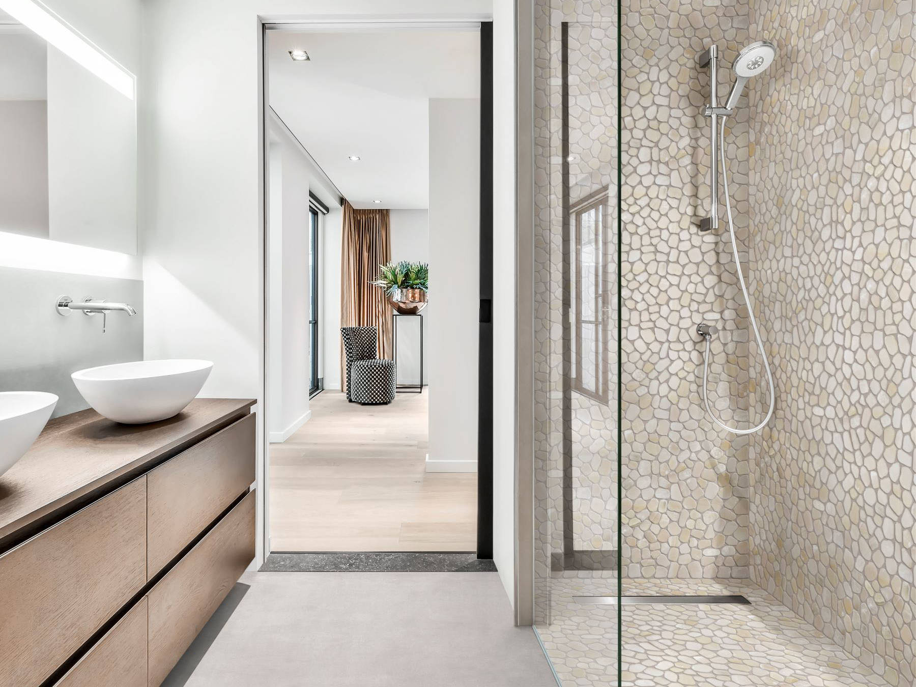 Onyx Light Beige Pebble Mosaic  | Macar's Interiors